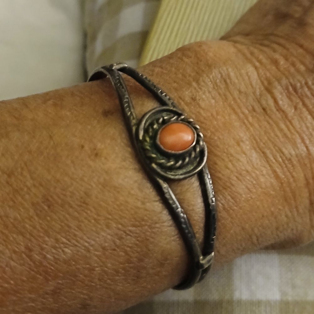 Vintage Navajo Cuff Bracelet Silver & Coral Native American (Toddler)